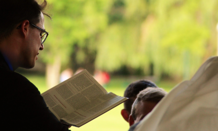 ¿Quién comenzó la iglesia de Cristo en Ghana y cuándo?